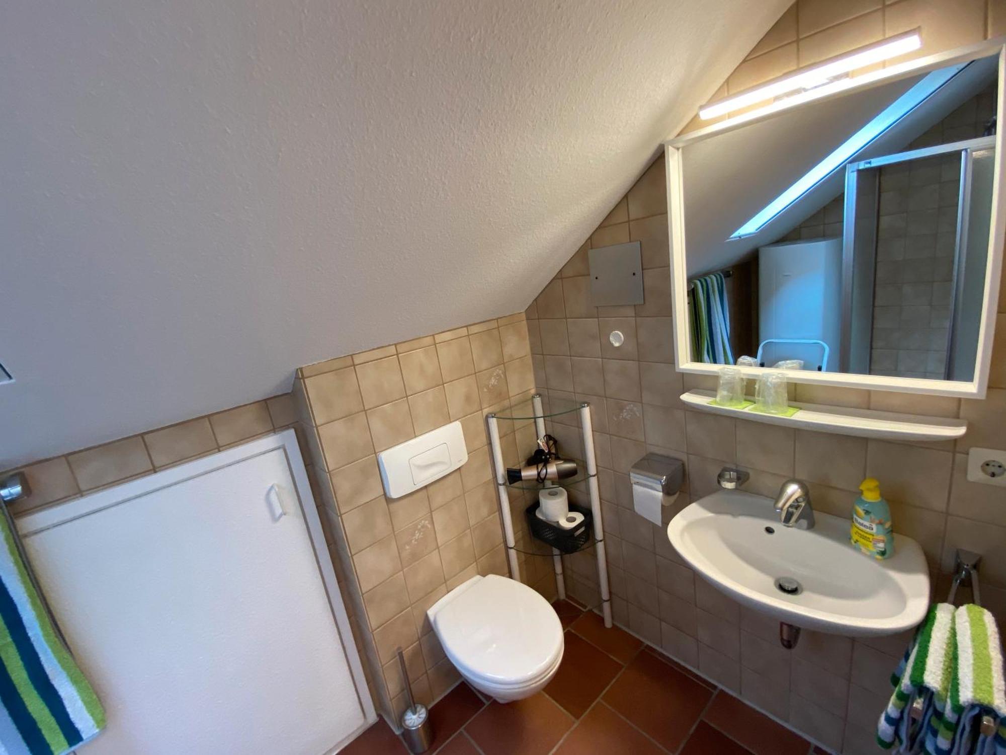 Apartamento Haus Am Sonnenhügel Bad Urach Exterior foto