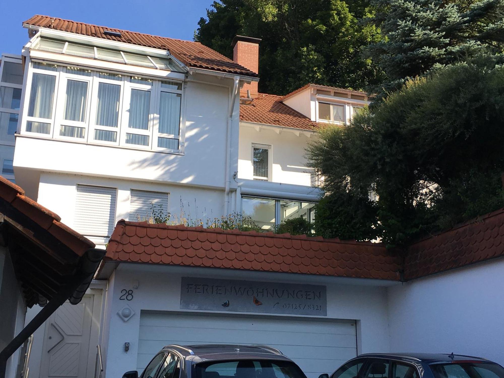 Apartamento Haus Am Sonnenhügel Bad Urach Exterior foto